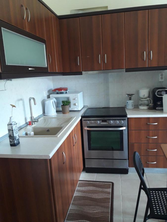 M&J Apartments Nikiti  Esterno foto