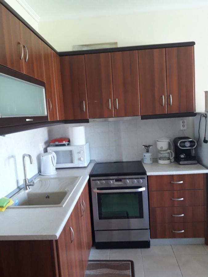 M&J Apartments Nikiti  Esterno foto